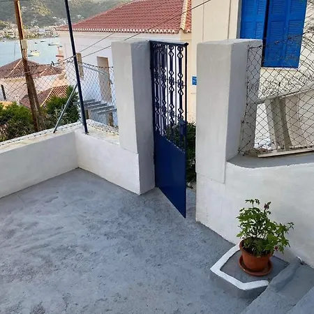 Veranta Vosporos Poros Town Esterno foto