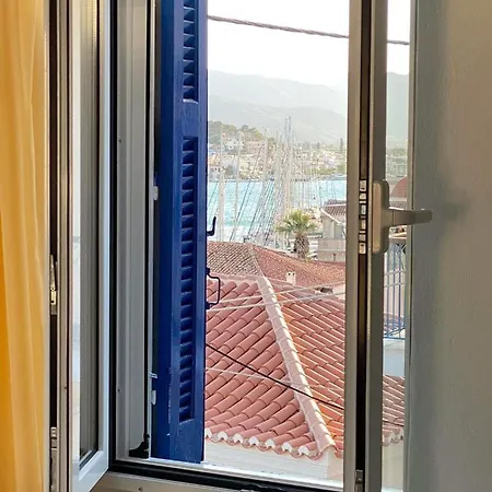 Veranta Vosporos Poros Town Esterno foto